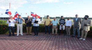 Taquillero gana Clásico Día de Duarte en el Quinto Centenario